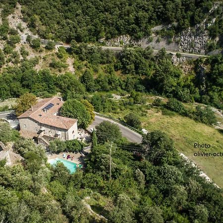 Domaine De La Carriere Bed & Breakfast Sumene Bagian luar foto