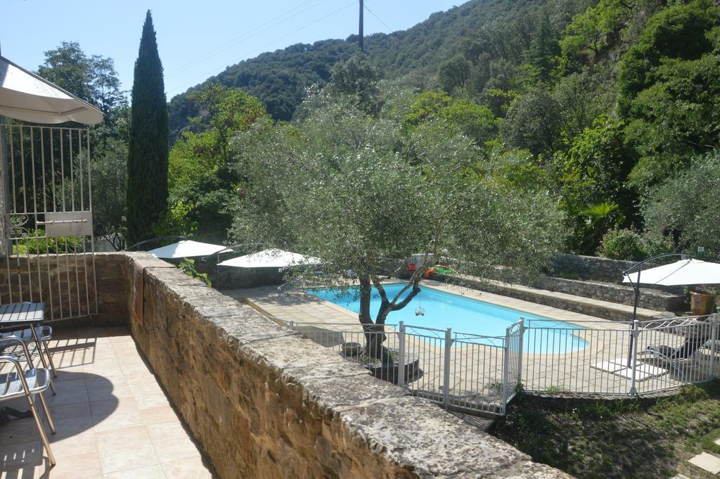 Domaine De La Carriere Bed & Breakfast Sumene Bagian luar foto