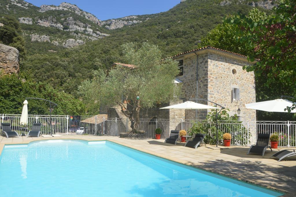 Domaine De La Carriere Bed & Breakfast Sumene Bagian luar foto
