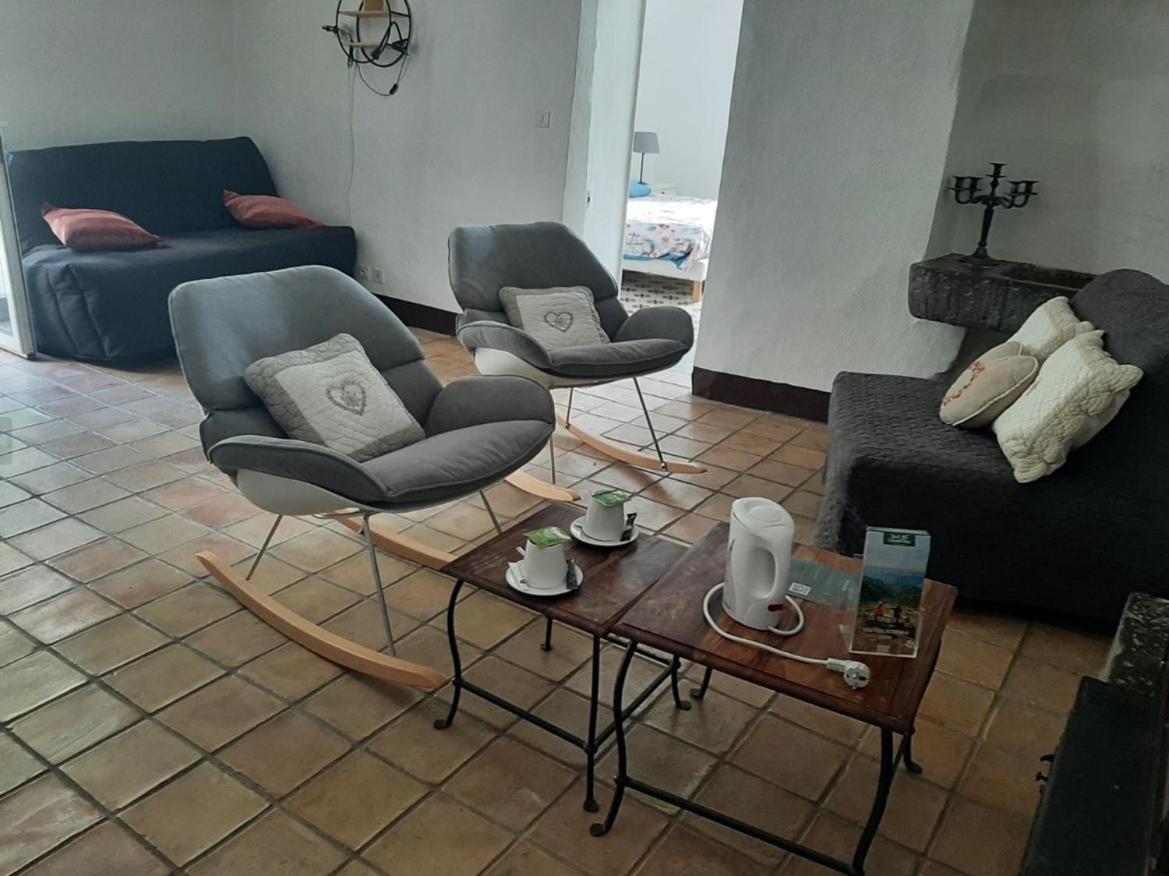 Domaine De La Carriere Bed & Breakfast Sumene Bagian luar foto