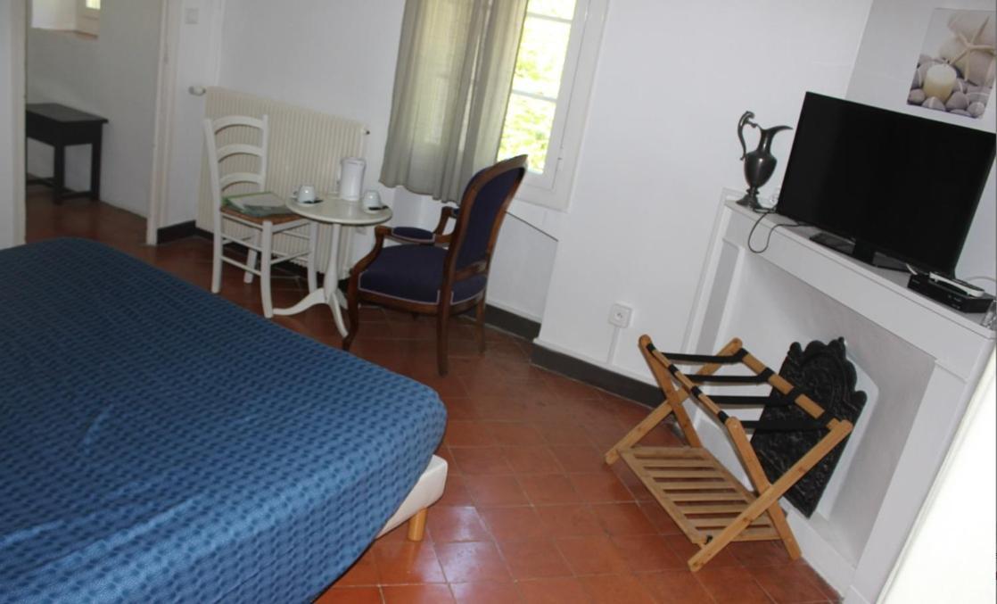 Domaine De La Carriere Bed & Breakfast Sumene Bagian luar foto