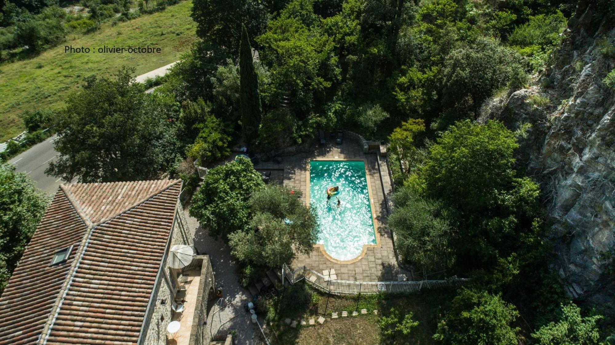 Domaine De La Carriere Bed & Breakfast Sumene Bagian luar foto
